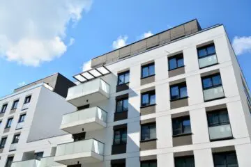 Einstweilige Verfügung gegen Bauträger auf Herausgabe Eigentumswohnung