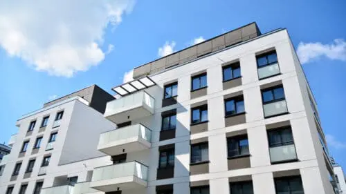 Einstweilige Verfügung gegen Bauträger auf Herausgabe Eigentumswohnung