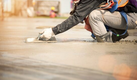 Bauvertrag: Schadensminderungspflichtverletzung des Bauherrn bei Mängelbeseitigung