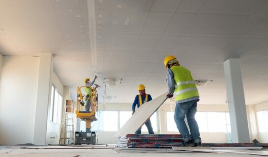 Bauträger übergibt Wohnung nicht termingerecht – Nutzungsausfallentschädigung für Erwerber