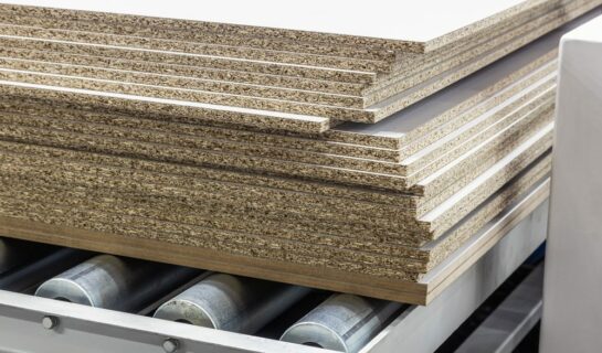 Vereinbarungswidrige Verwendung formaldehydhaltiger Spanplatten für  Dachgeschossausbau