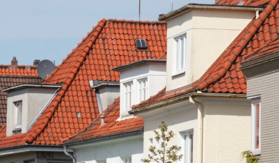 Anforderungen an Brandwanderrichtung über das Dach