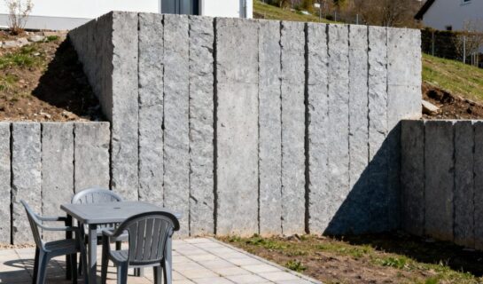 Abstandsflächen für Terrassen über einem Meter: Wann droht der Rückbau?